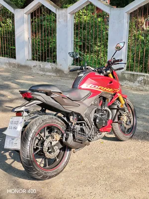 Honda Hornet 2025 Red