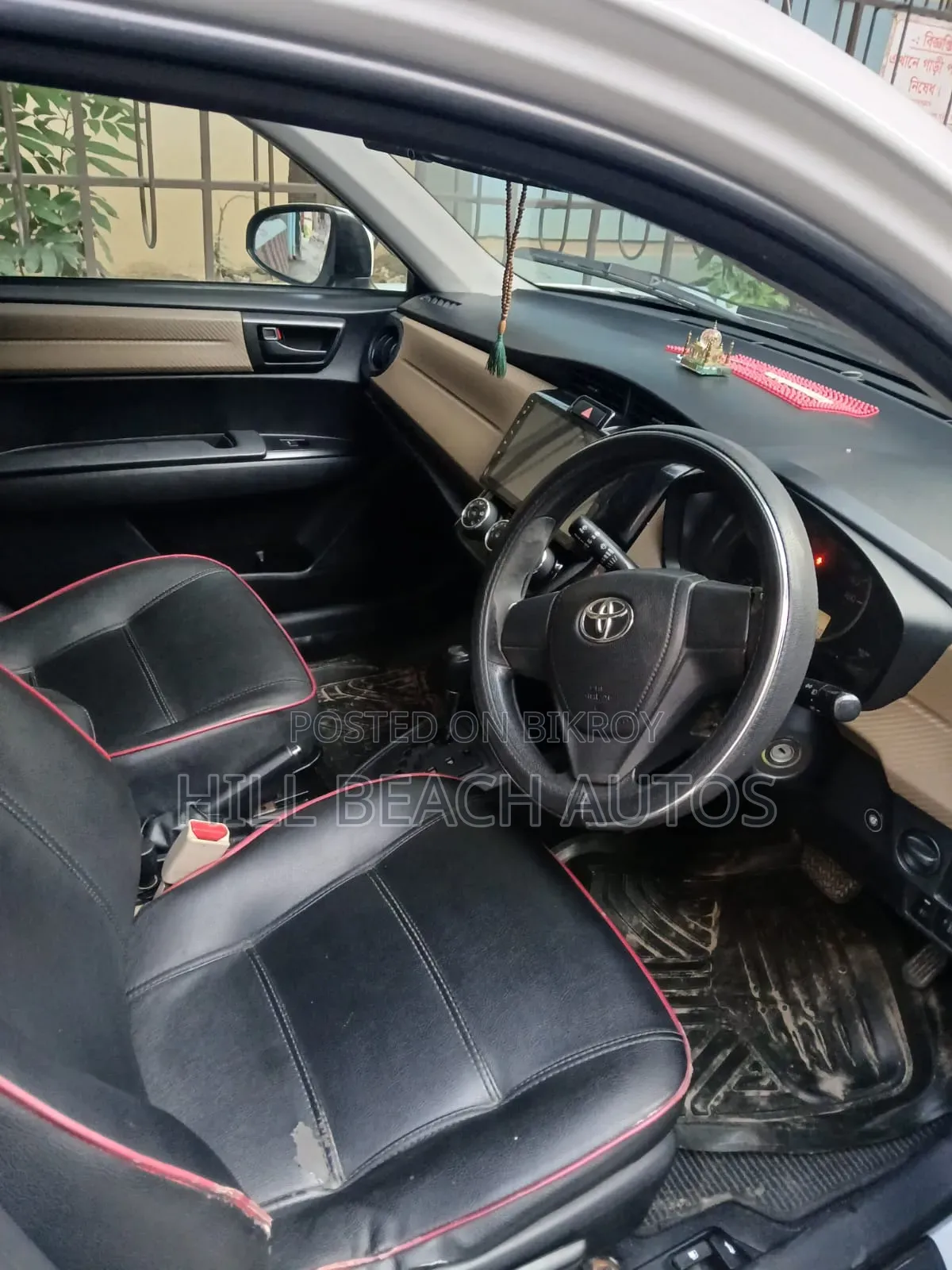 Toyota Corolla L 4-Speed Automatic 2013 White
