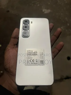 New Infinix Hot 60i 128 GB Silver