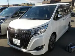 Toyota Esquire 2.0 FWD (7 Seater) 2021 Pearl