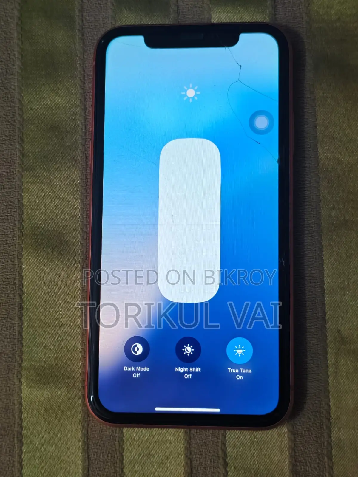 Apple iPhone XR 64 GB Red