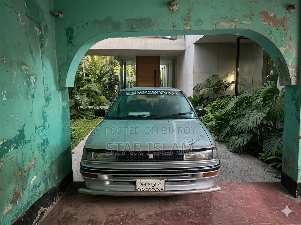 Toyota Corolla 1991 Silver