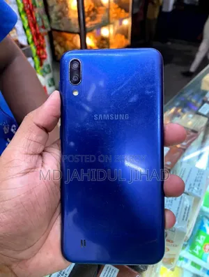 Samsung Galaxy M10 32 GB Blue