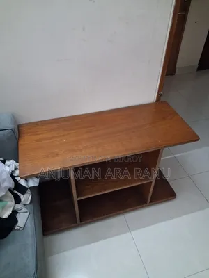 টিভি ট্রলি