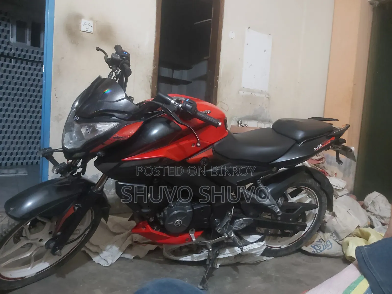Bajaj Pulsar NS 160 2018 Red