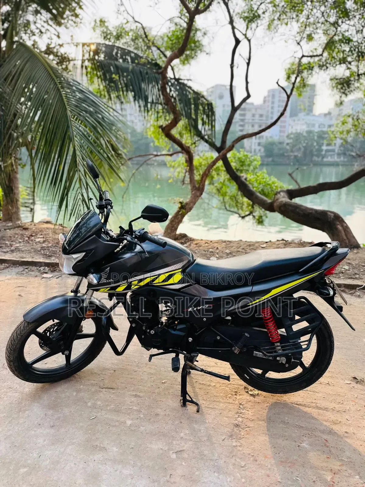 Honda 2025 Black