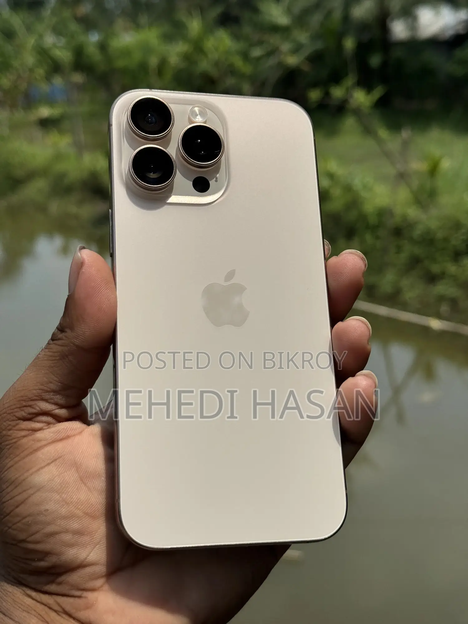 অ্যাপল আইফোন ১৬ প্রো ম্যাক্স ২৫৬ জিবি গোল্ড