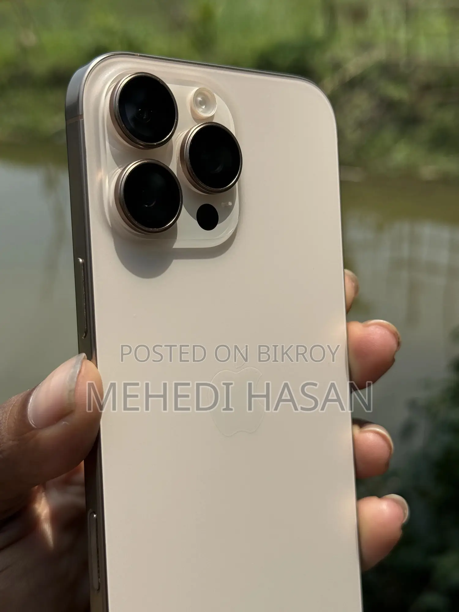 অ্যাপল আইফোন ১৬ প্রো ম্যাক্স ২৫৬ জিবি গোল্ড