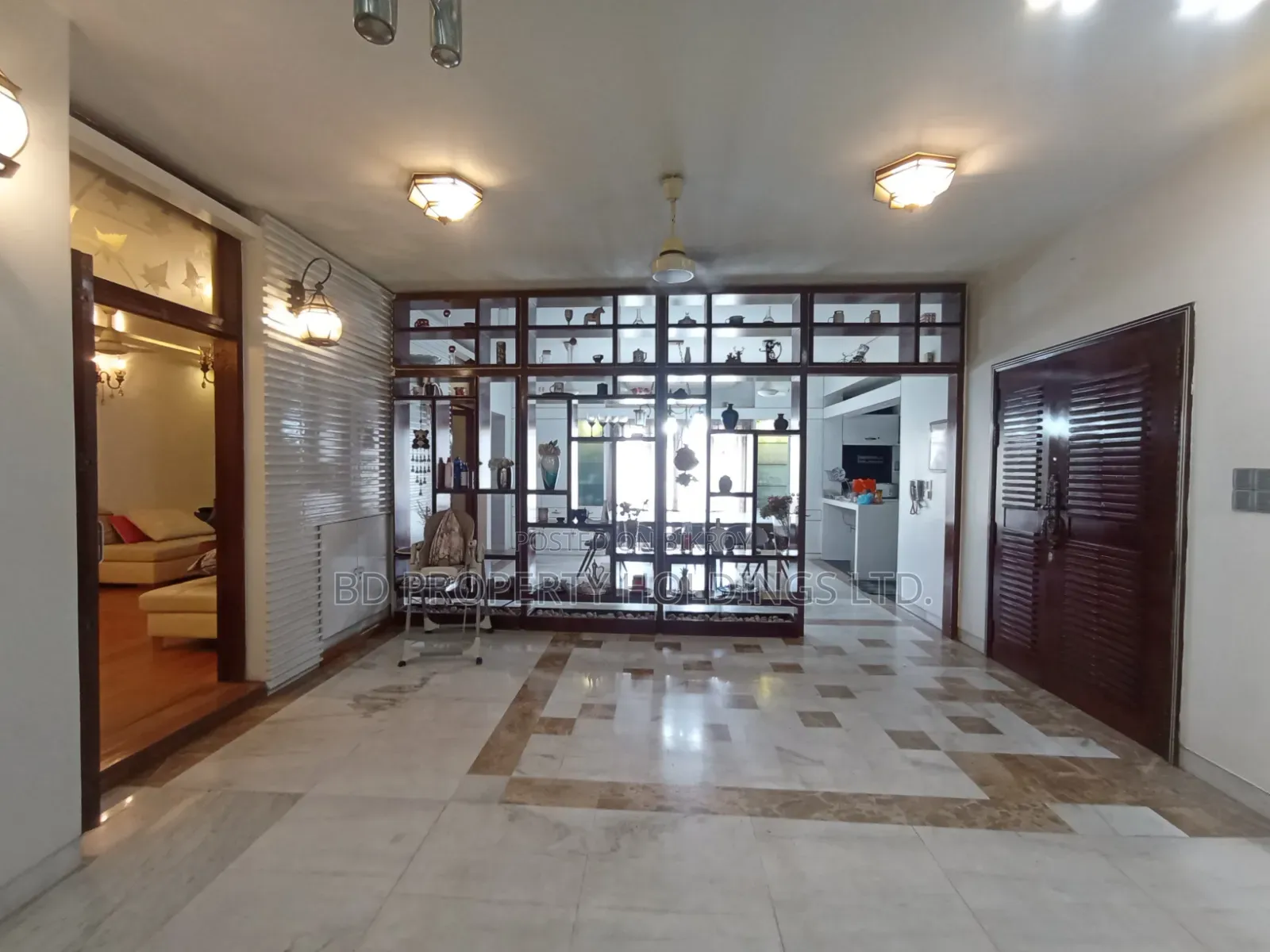 Furnished 5bdrm Duplex for rent