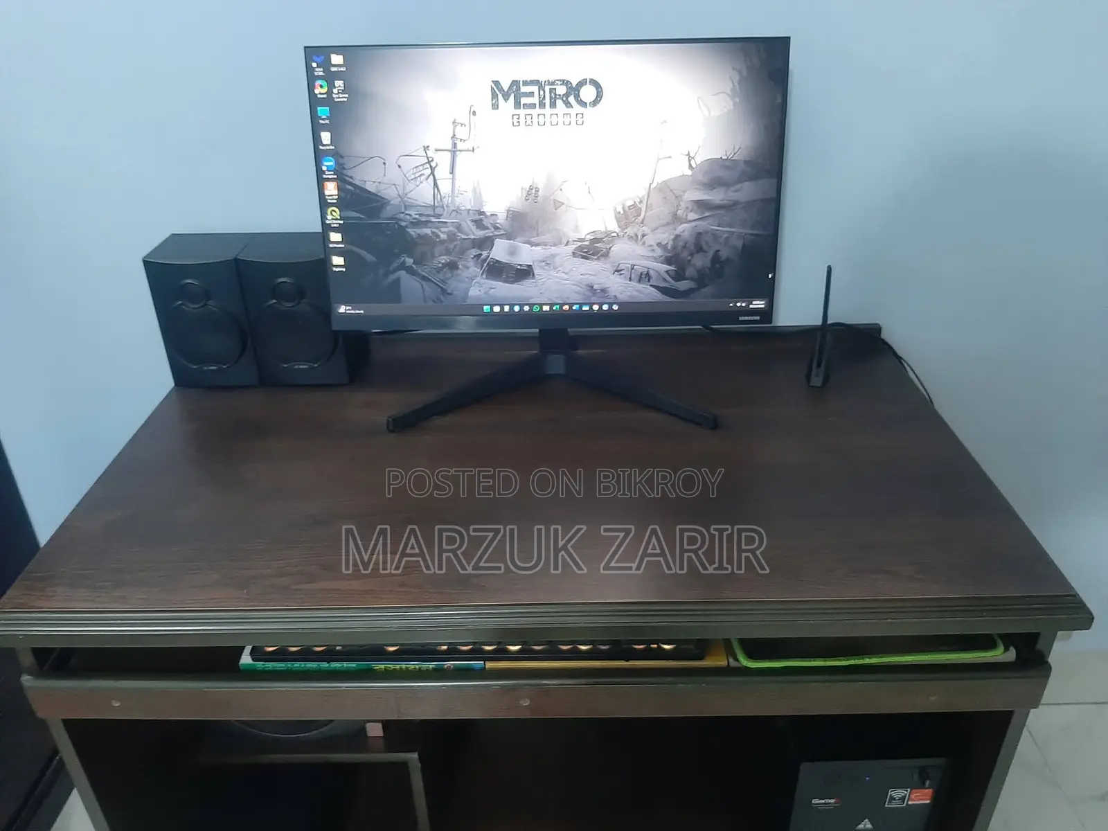 Customized Computer Table for Sale
