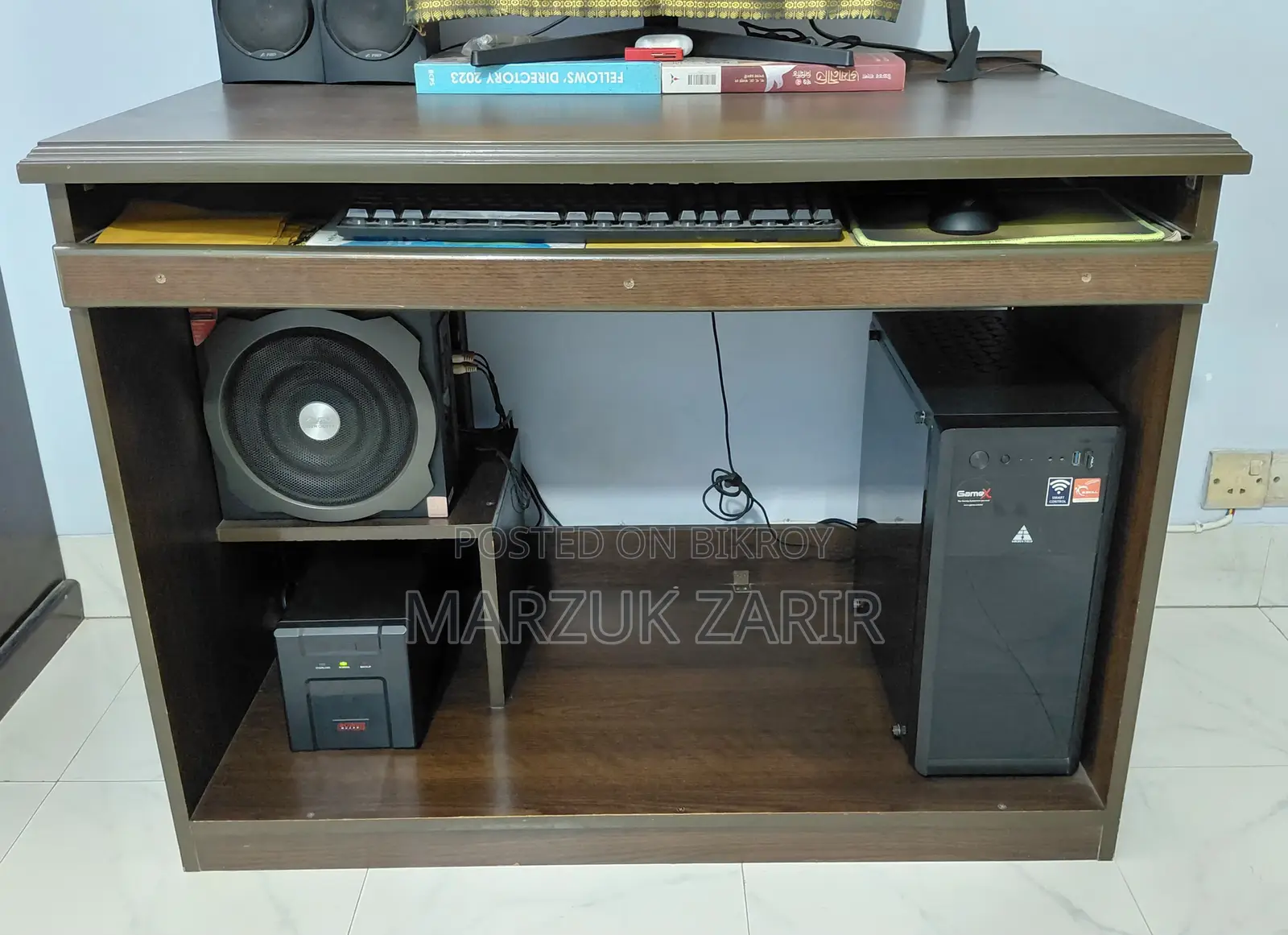Customized Computer Table for Sale