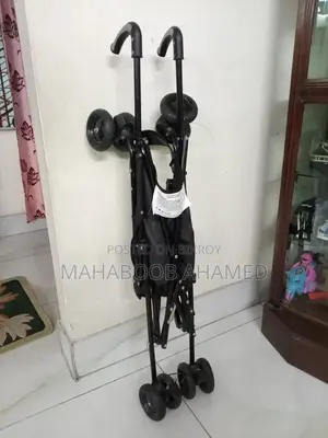 বেবি স্ট্রোলার