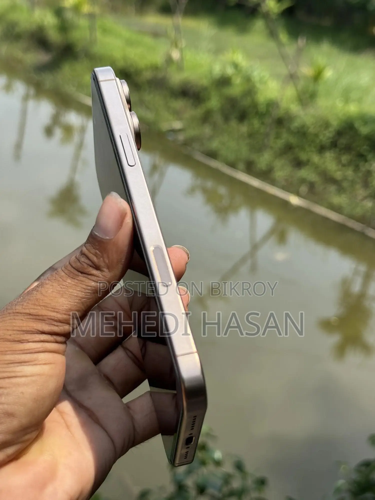অ্যাপল আইফোন ১৬ প্রো ম্যাক্স ২৫৬ জিবি গোল্ড