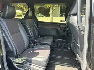 Toyota Esquire 2.0 FWD (7 Seater) 2021 Black