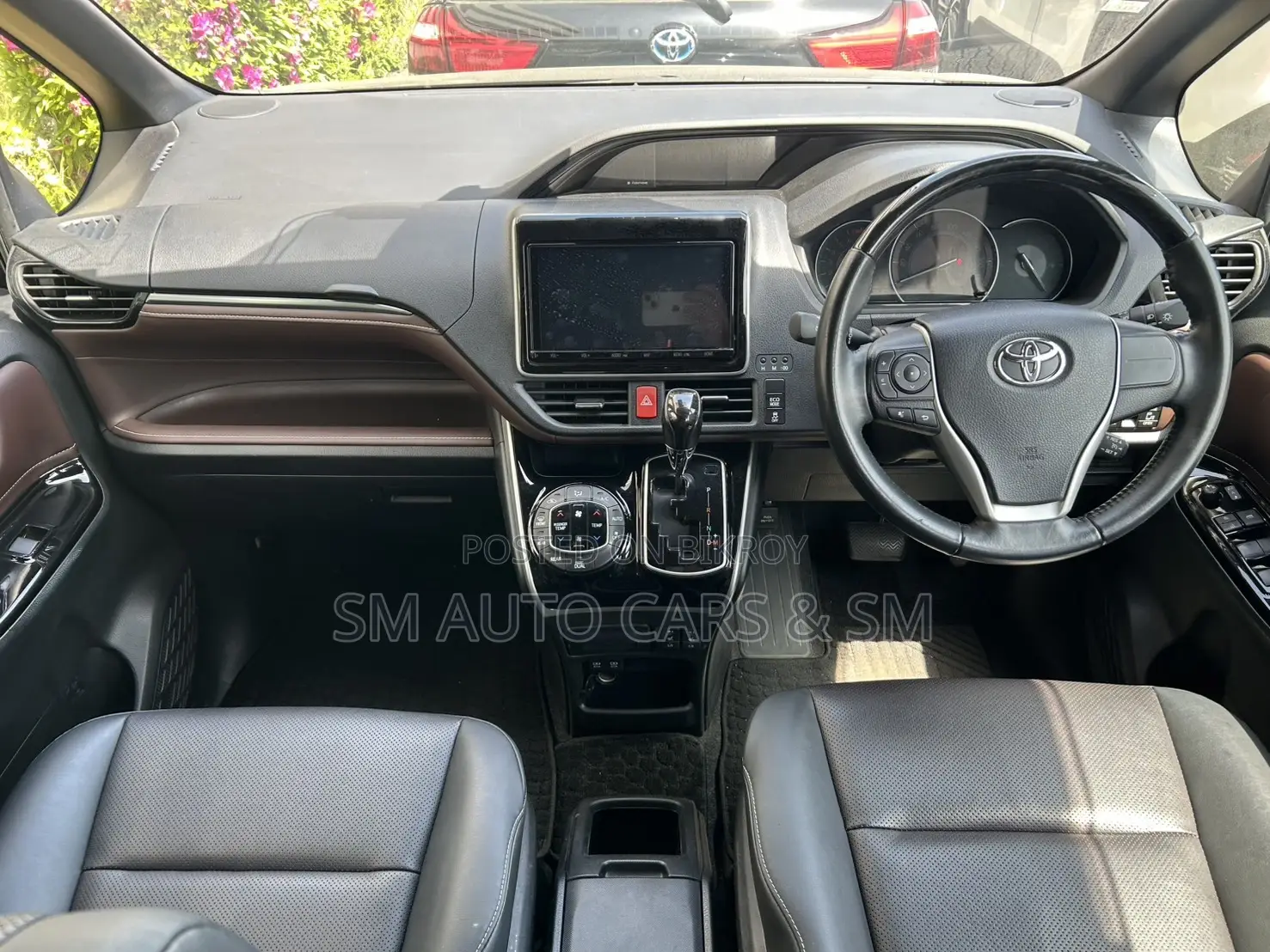 Toyota Esquire 2.0 FWD (7 Seater) 2021 Black