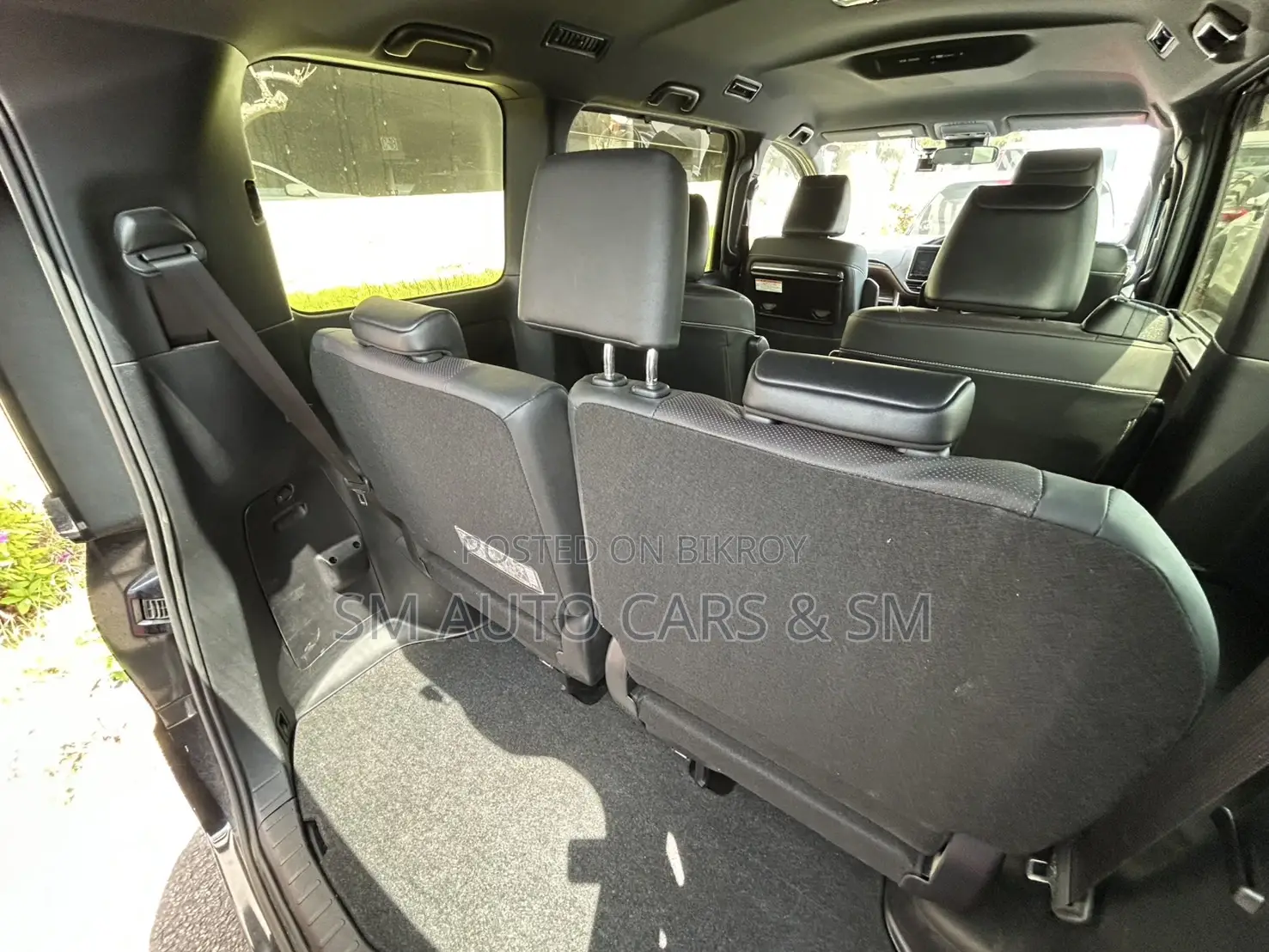 Toyota Esquire 2.0 FWD (7 Seater) 2021 Black