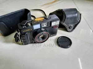 Yashica Mf-2 Super Dx 35mm Film Camera