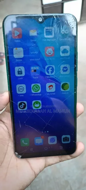 Vivo Y11 32 GB Blue