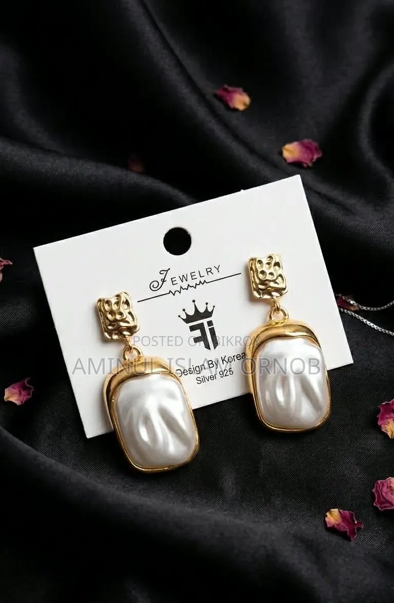 Ladies Beautiful Earrings