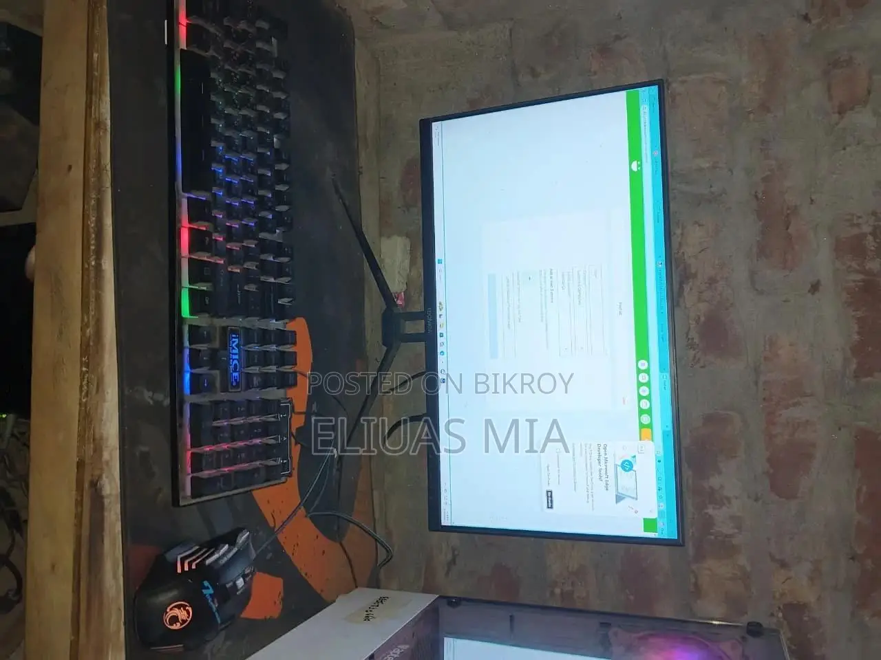 Desktop Computer Asus 16GB AMD Ryzen 3 SSD 512GB