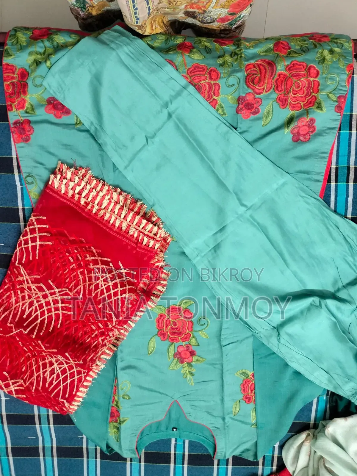 থ্রি পিস বিক্রি করবো