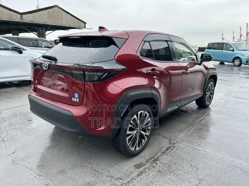 Toyota Yaris Cross 2021 Red