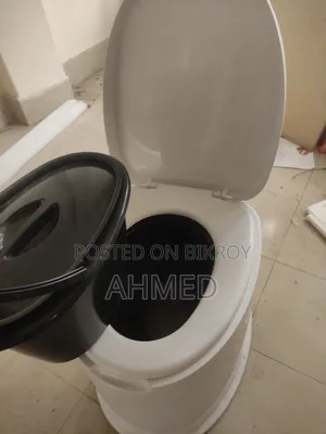 প্লাস্টিকের কমোড, জাজিম,হোয়াইট বোর্ড