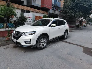 Nissan X-Trail 2.0 Hybrid AWD 2017 Pearl
