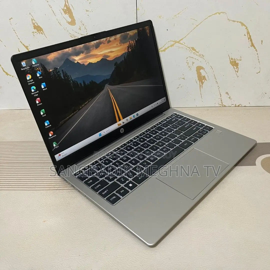 Laptop HP 3GB Intel SSD 256GB