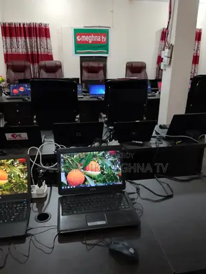 Laptop HP 3GB Intel SSD 256GB
