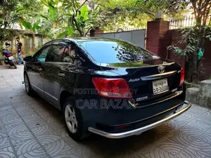 টয়োটা অ্যালিয়ন ২০১৩ কালো