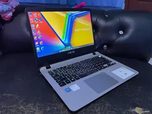 Laptop Asus 3GB Intel SSD 256GB