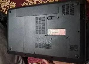 Laptop HP Pavilion 10 2GB Intel Core i3 HDD 128GB