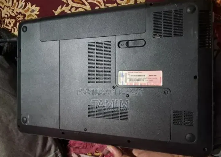 Laptop HP Pavilion 10 2GB Intel Core i3 HDD 128GB
