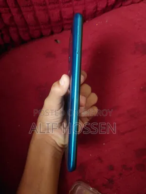 Infinix Hot 9 Play 32 GB Blue