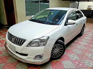 টয়োটা প্রিমিও ১.৫ ফ্রন্ট হুইল ড্রাইভ ২০১৩ পার্ল
