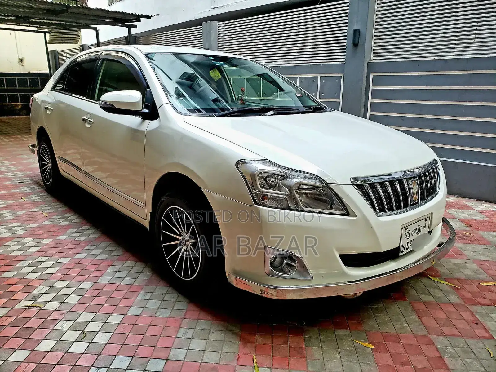 টয়োটা প্রিমিও ১.৫ ফ্রন্ট হুইল ড্রাইভ ২০১৩ পার্ল