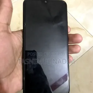 Symphony Z42 32 GB Black