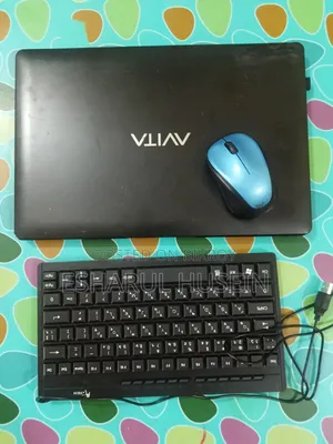 Laptop Avita 4GB Intel Core I5 HDD+SSD 700GB