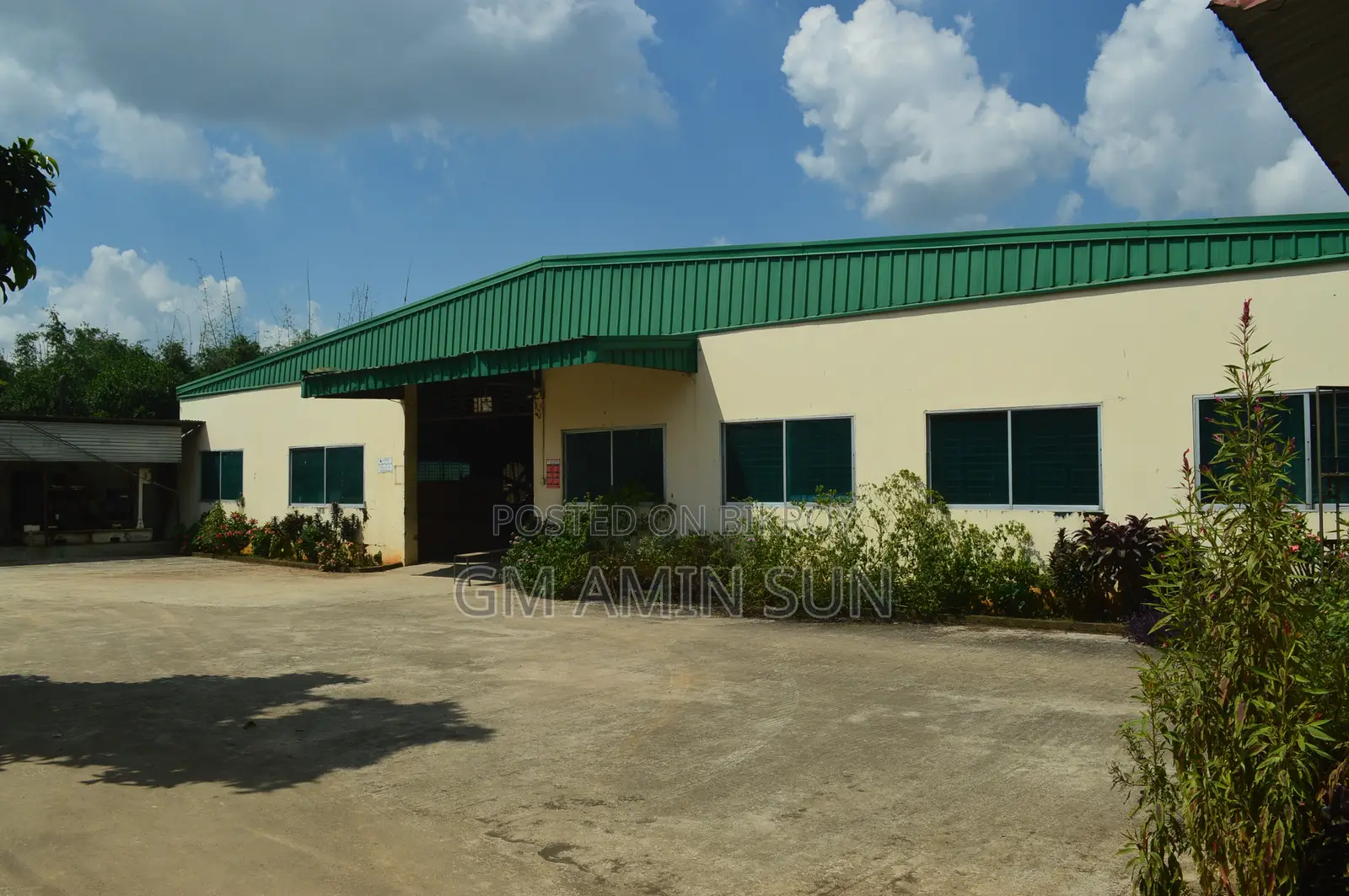 60 Decimal Land With 16,000 SQFT Industrial Shed for Sale in Ashulia.