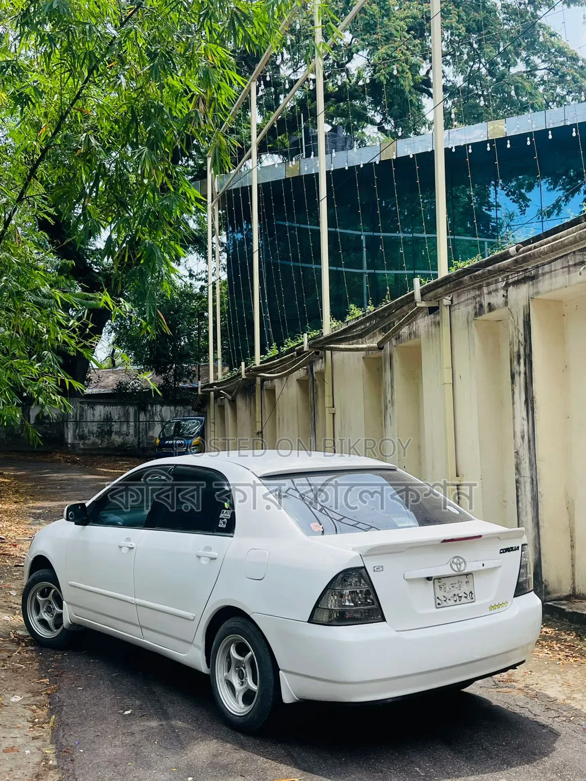 Toyota Corolla 2004 White