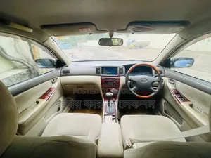 Toyota Corolla 2004 White