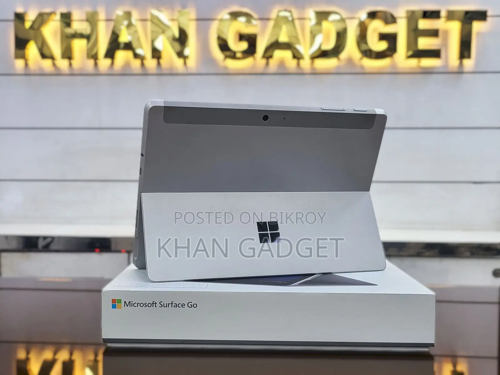 ল্যাপটপ Microsoft Surface Go ৮জিবি Intel Pentium SSD ১২৮জিবি