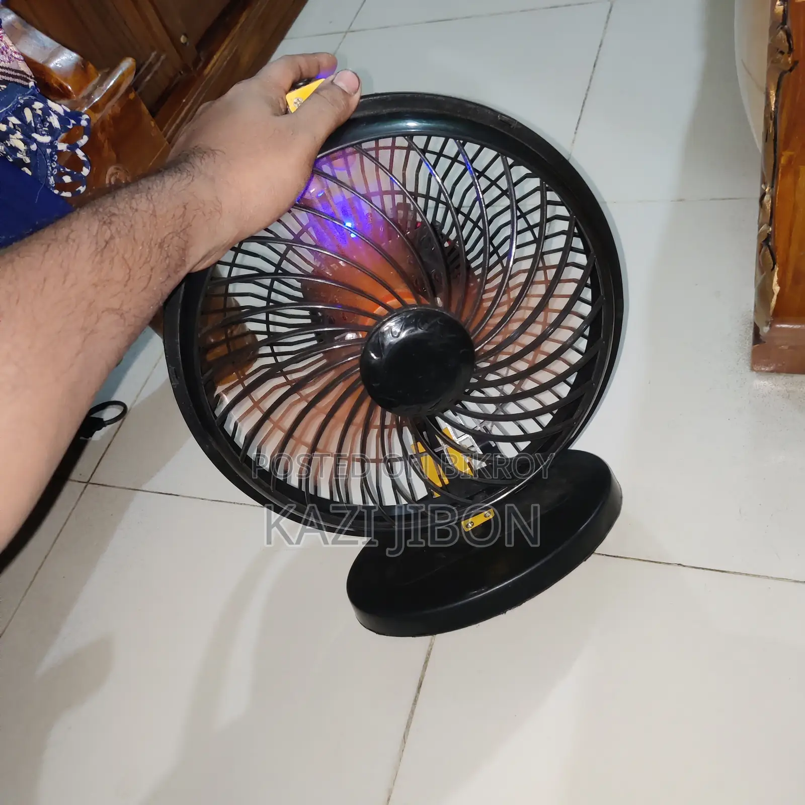 চার্জার ফ্যান