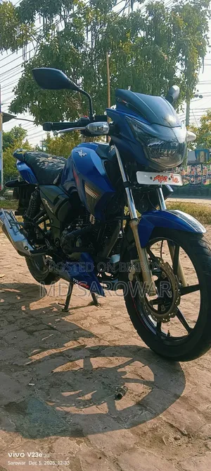 TVS Apache RTR 160 2V 2020 Blue