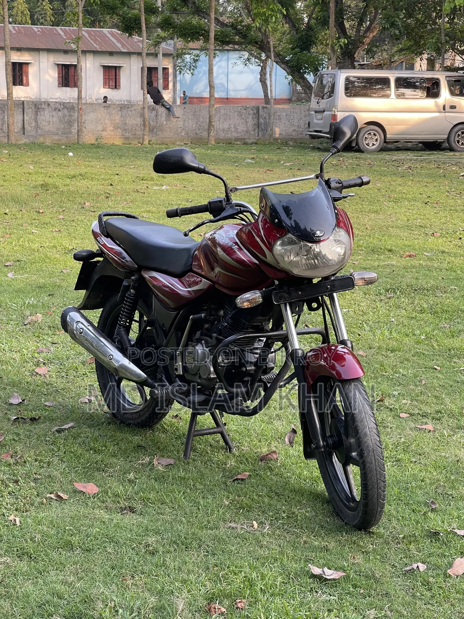 Bajaj Discover 100 2012 Red