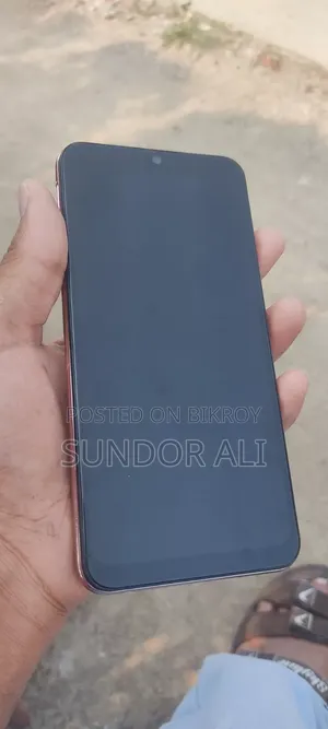 Vivo Y11 32 GB Purple