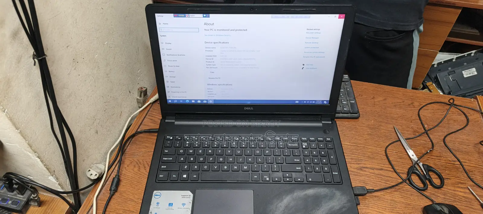 Laptop Dell Inspiron 15 3000 4GB Intel Core I5 SSD 256GB