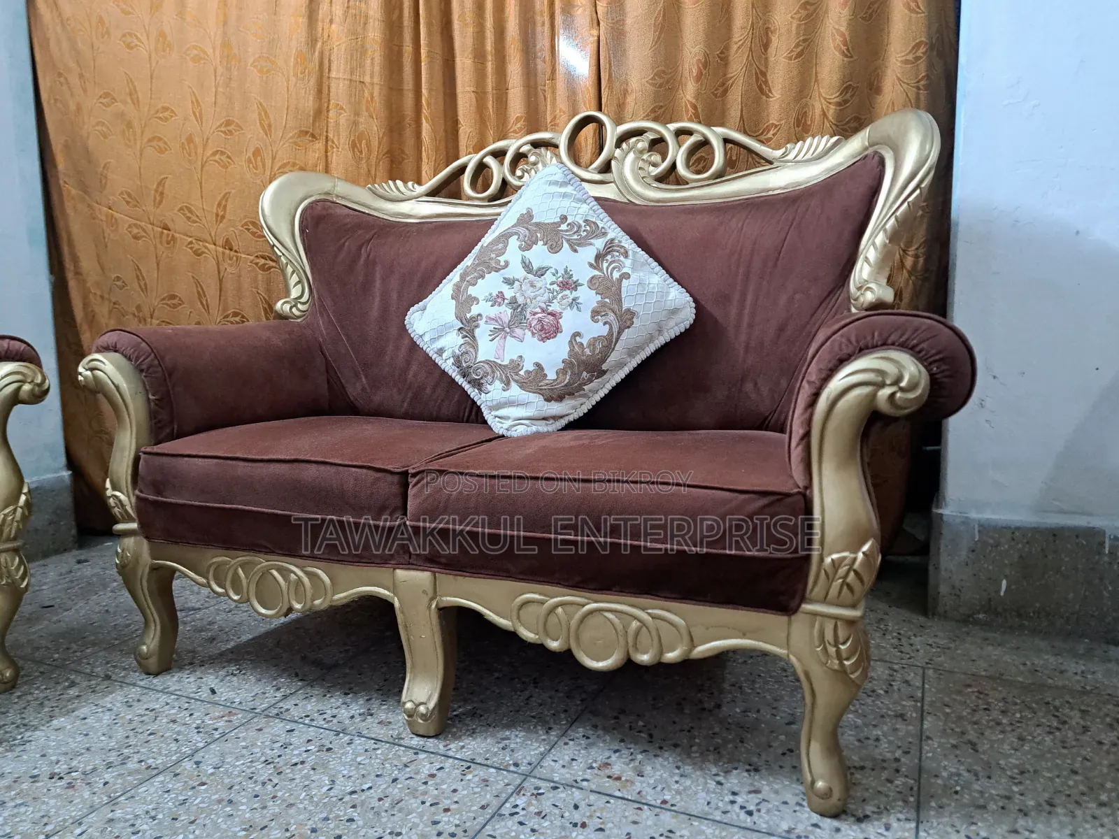 Stunning Shegun Wood Victoria Sofa