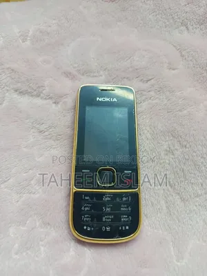 Nokia 2700 classic Rose Gold